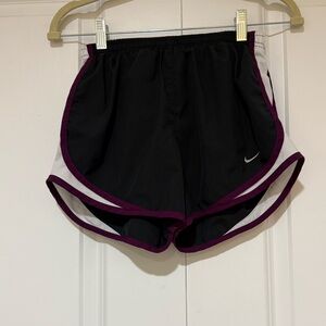 Nike running shorts sz s